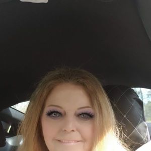 Meet your Posher, Sheila